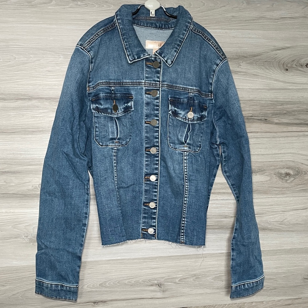 NWT- Women's Kut from the Kloth Raw Hem Medium Denim Jacket